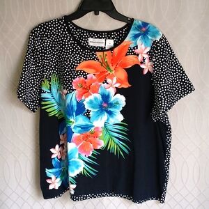 Alfred Dunner XL Black w/Colorful Hawaiian Floral Short Sleeve  Top